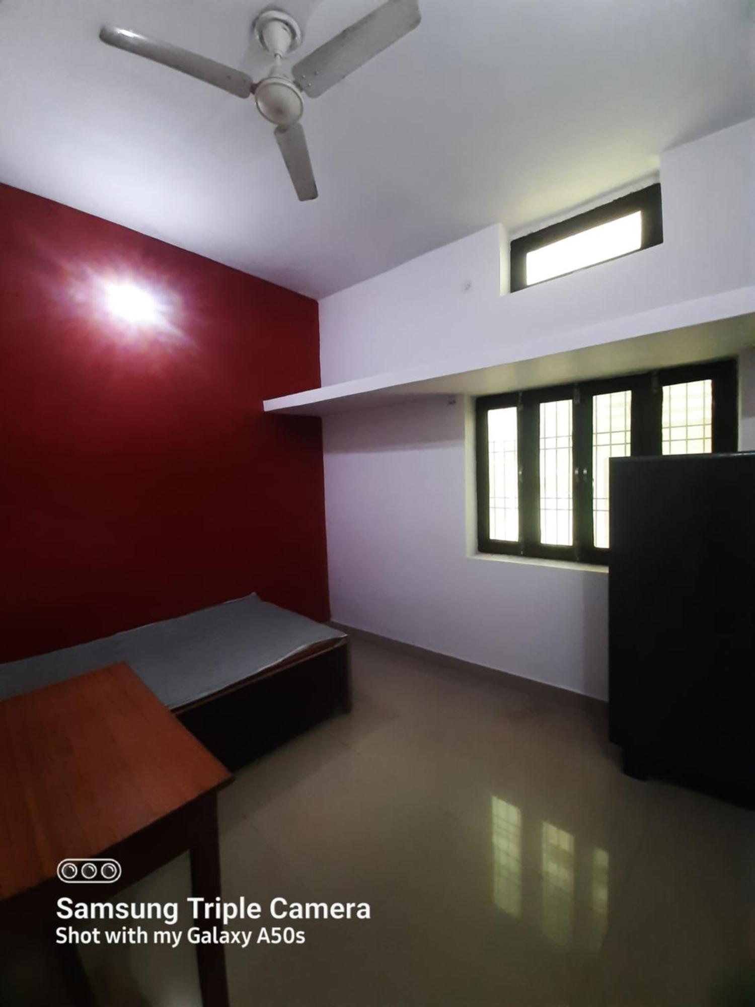 Gokul Pg Homestay Gorakhpur Buitenkant foto